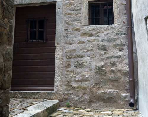Rekonstrukcija kuće uz Kulu Sv. Martina